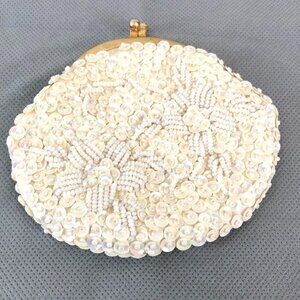 Vintage White Beaded and Sequined Small Clutch Coin Purse Made in Hong Kong